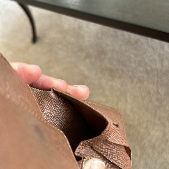 Men Monogram Louis Vuitton Wallet - Picture 5 of 10